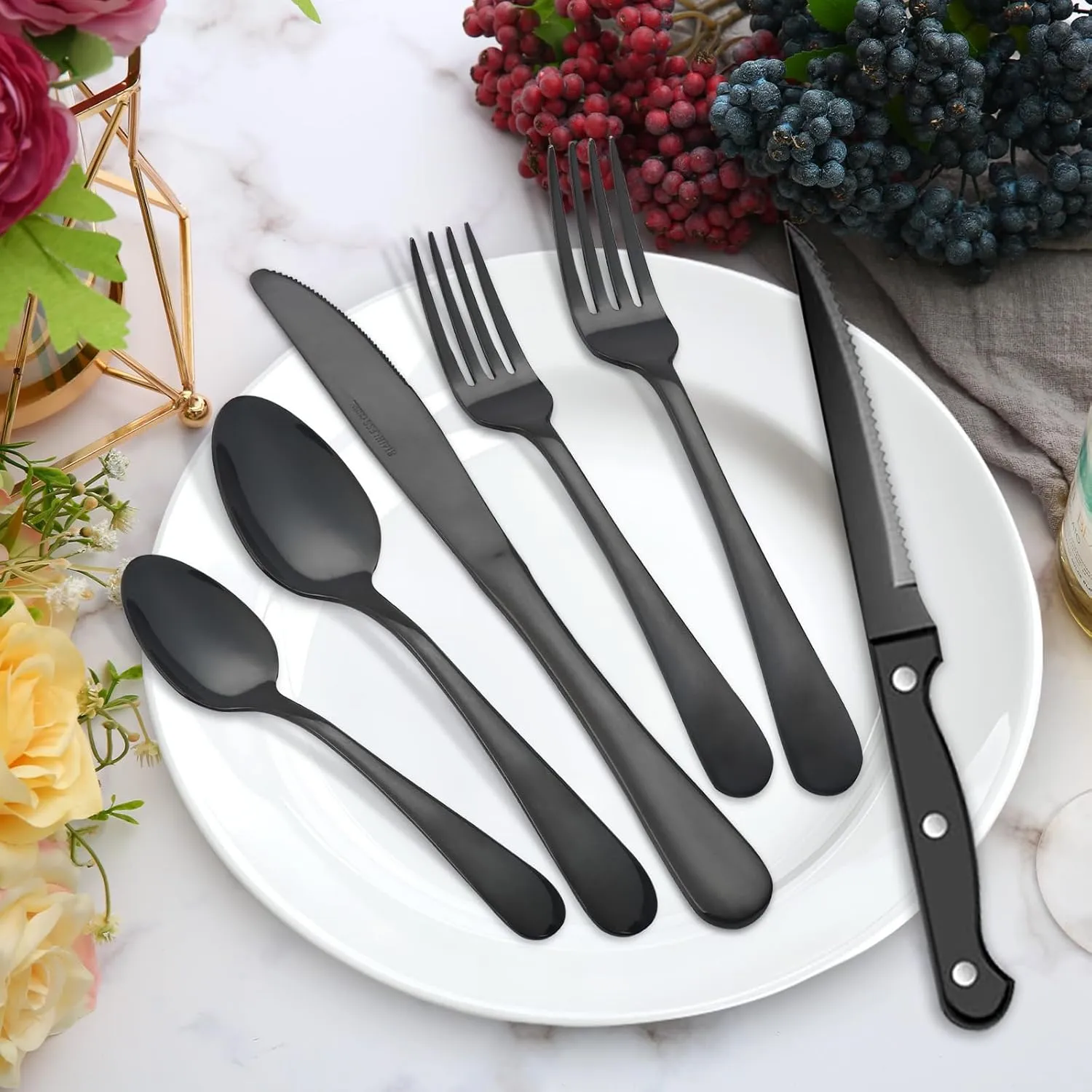 48-Piece Silverware Set Flatware Cutlery Set Service for 8, Durable Stainless Steel in Ergonomic Design Size and Weight, Kitchen Utensil Sets with Steak Knives, Rust-proof, Dishwasher Safe