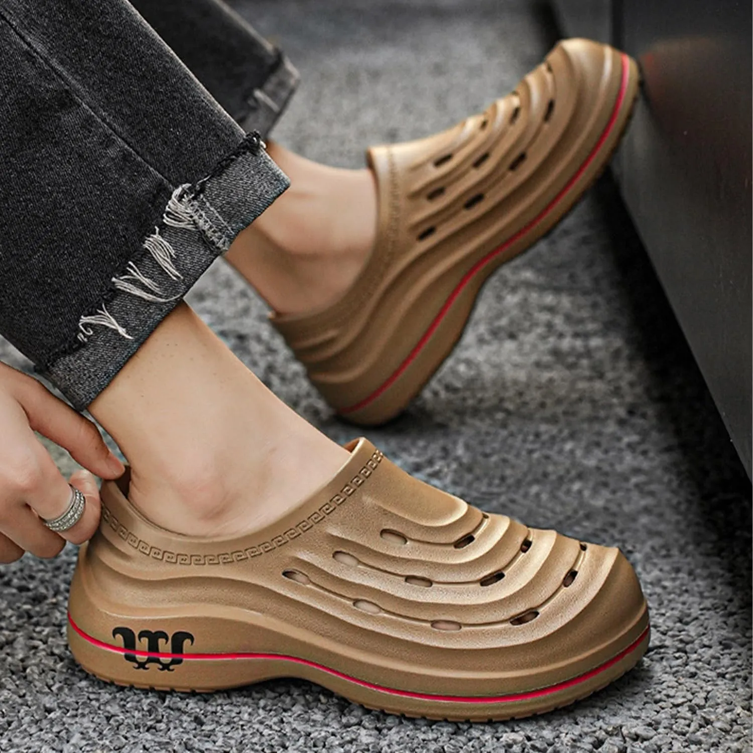 Armadillo Clogs for Women Men, Armadillo Chef Shoes Slip Resistant, Comfort Lightweight & Waterproof Clogs
