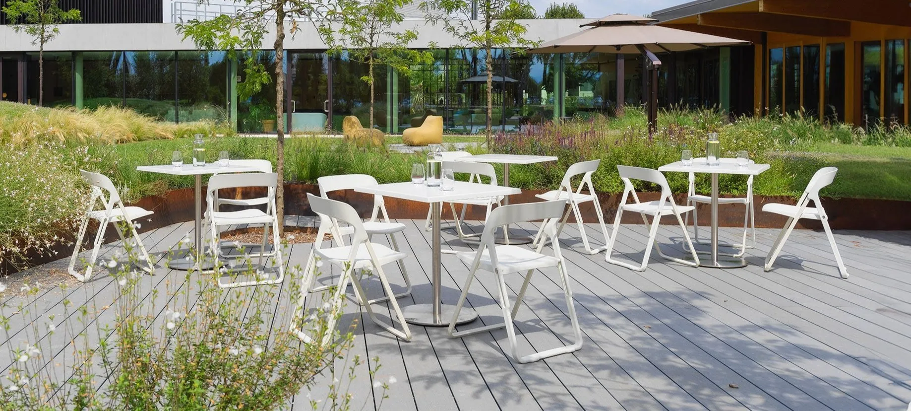 Bek Folding Chair by Casamania