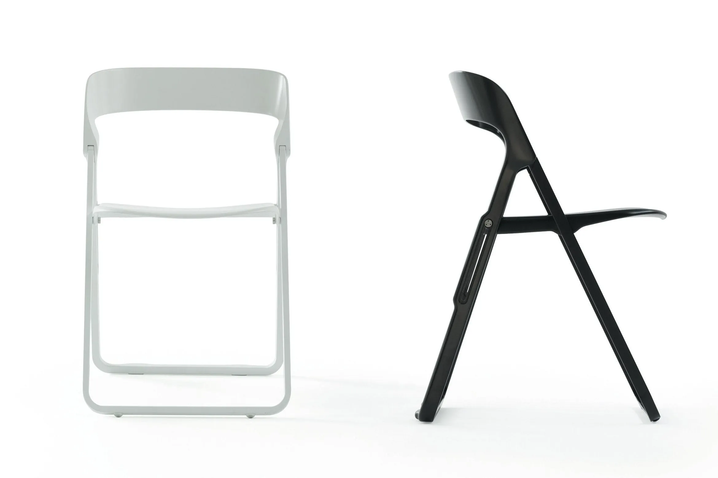 Bek Folding Chair by Casamania