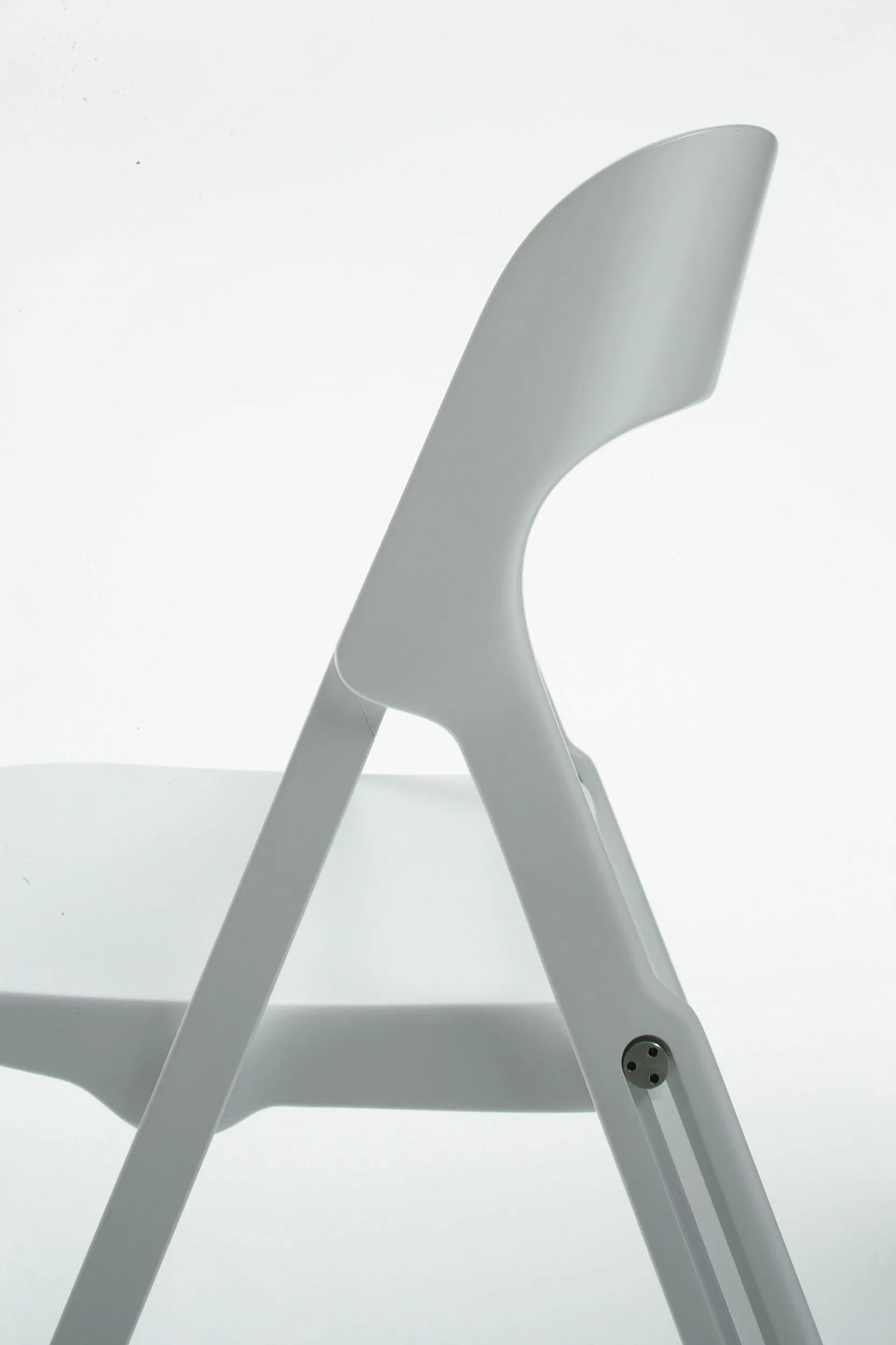 Bek Folding Chair by Casamania