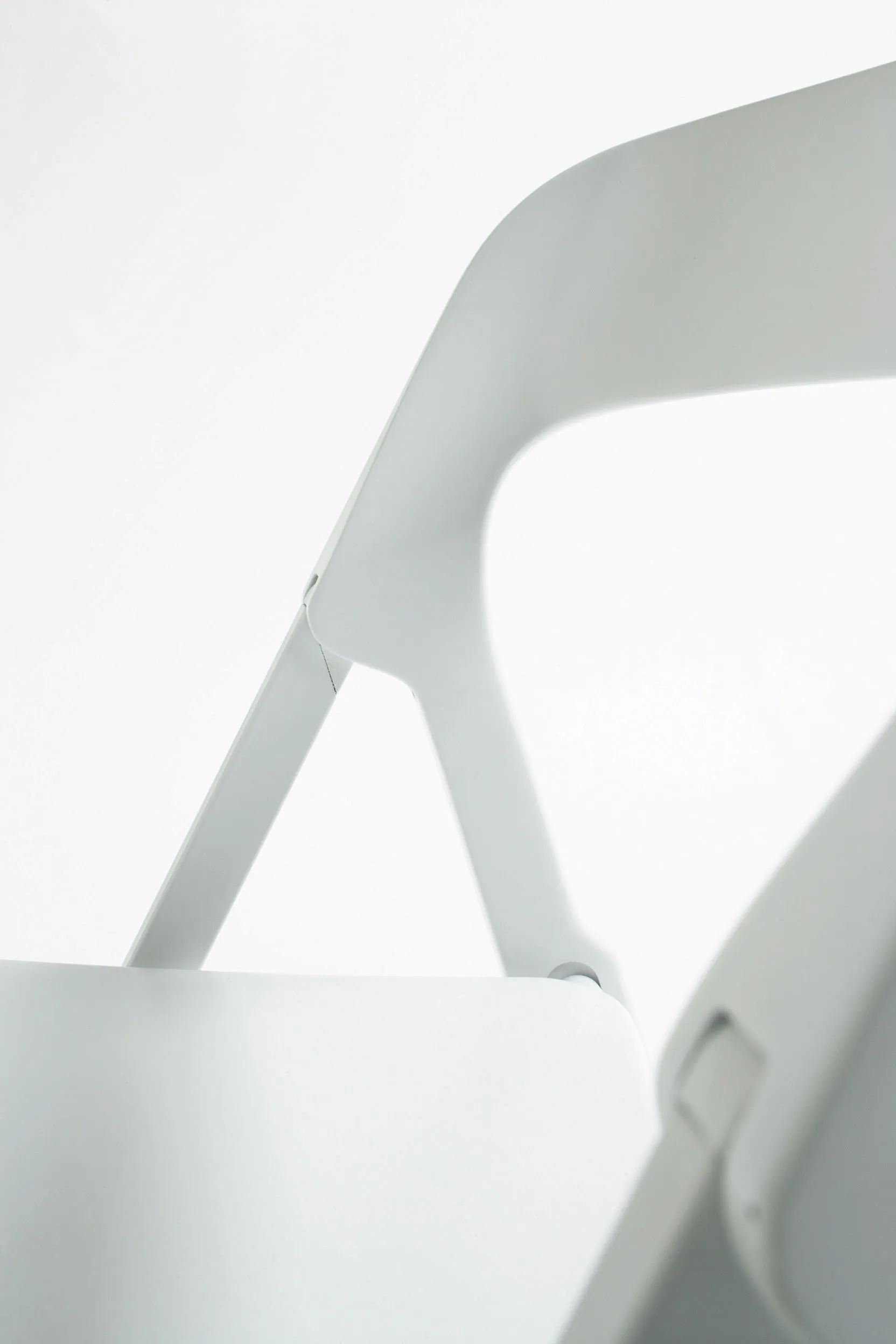 Bek Folding Chair by Casamania
