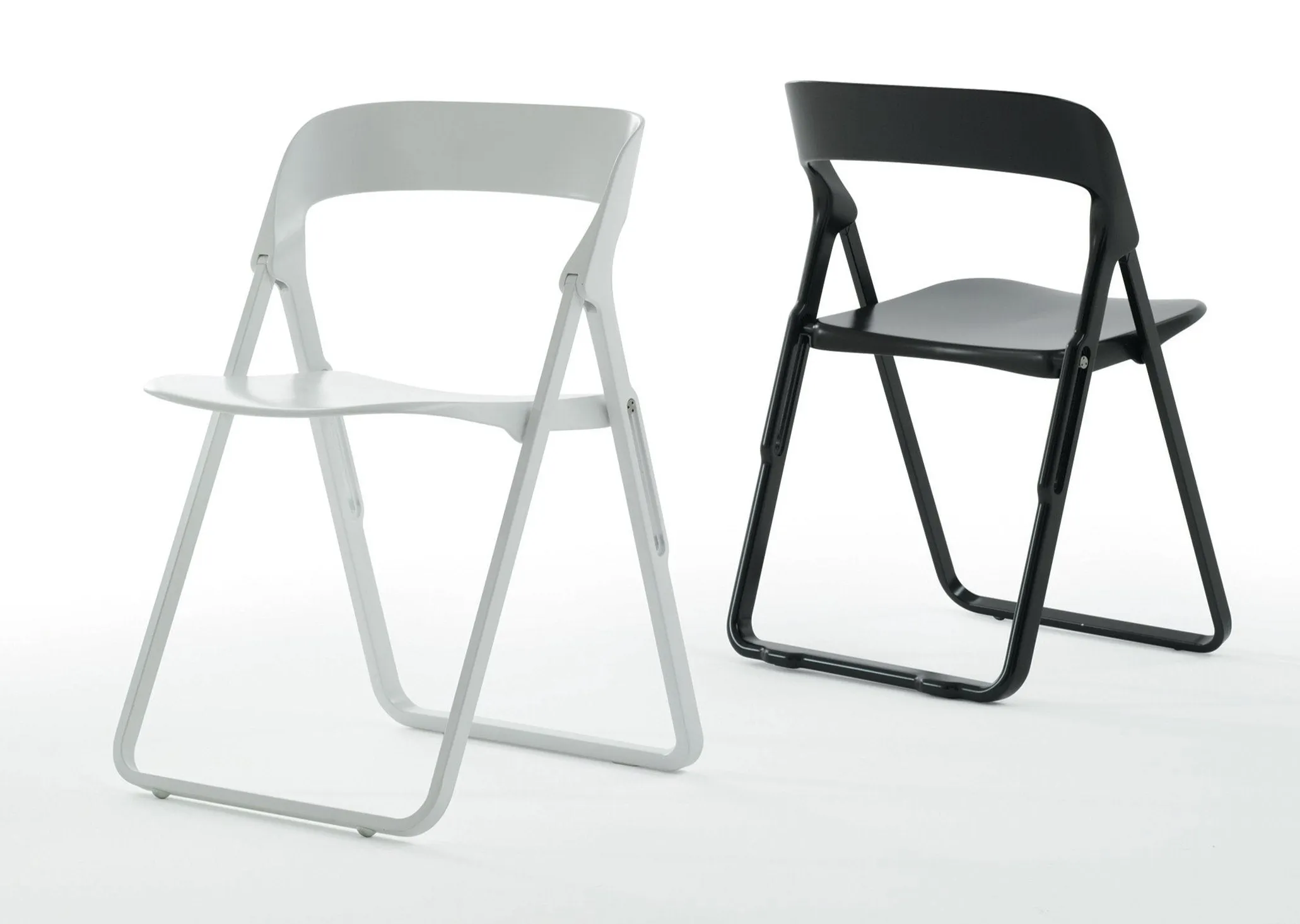 Bek Folding Chair by Casamania