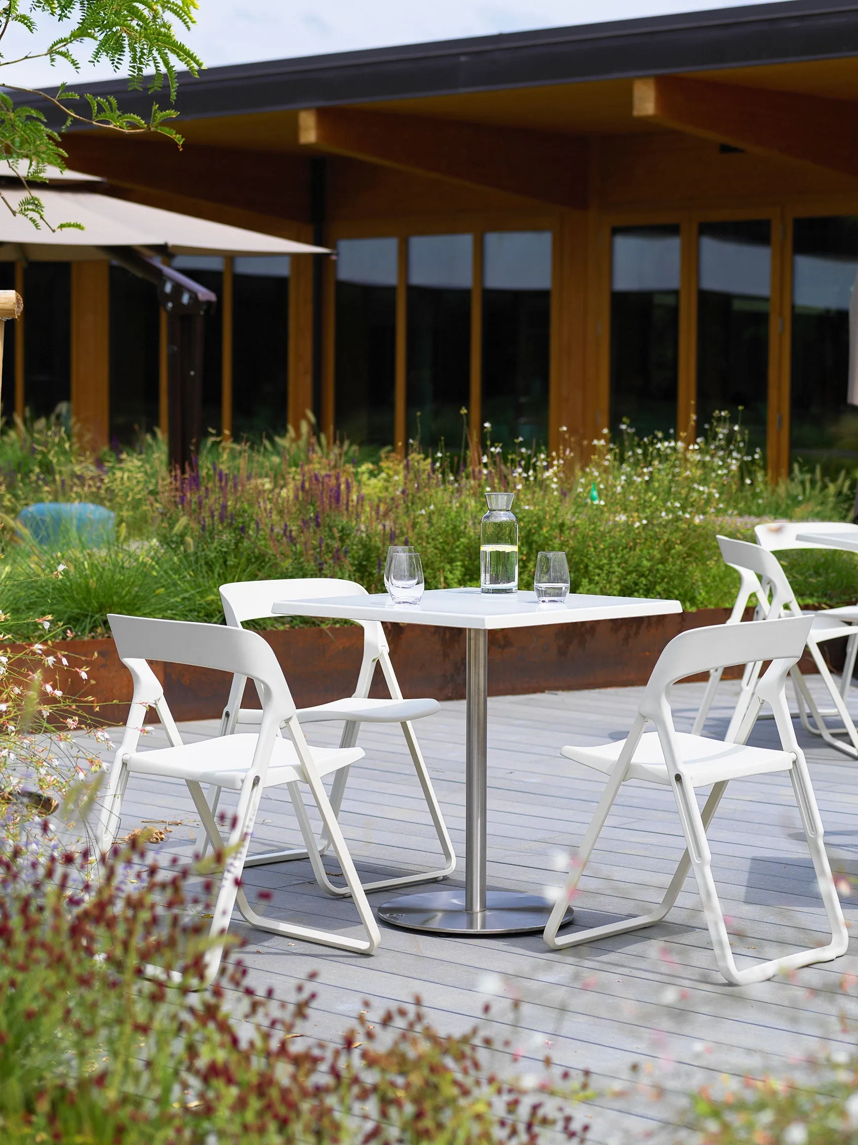 Bek Folding Chair by Casamania
