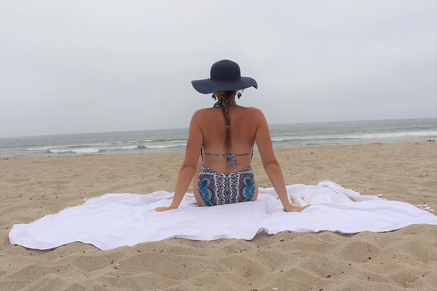 Bersuse Towels Anatolia XL Beach Blanket Throw Blanket Turkish Towel 100% Cotton Extra-Large Quick-Dry Lightweight Premium Peshtemal Towel - 61x82 Inches, White