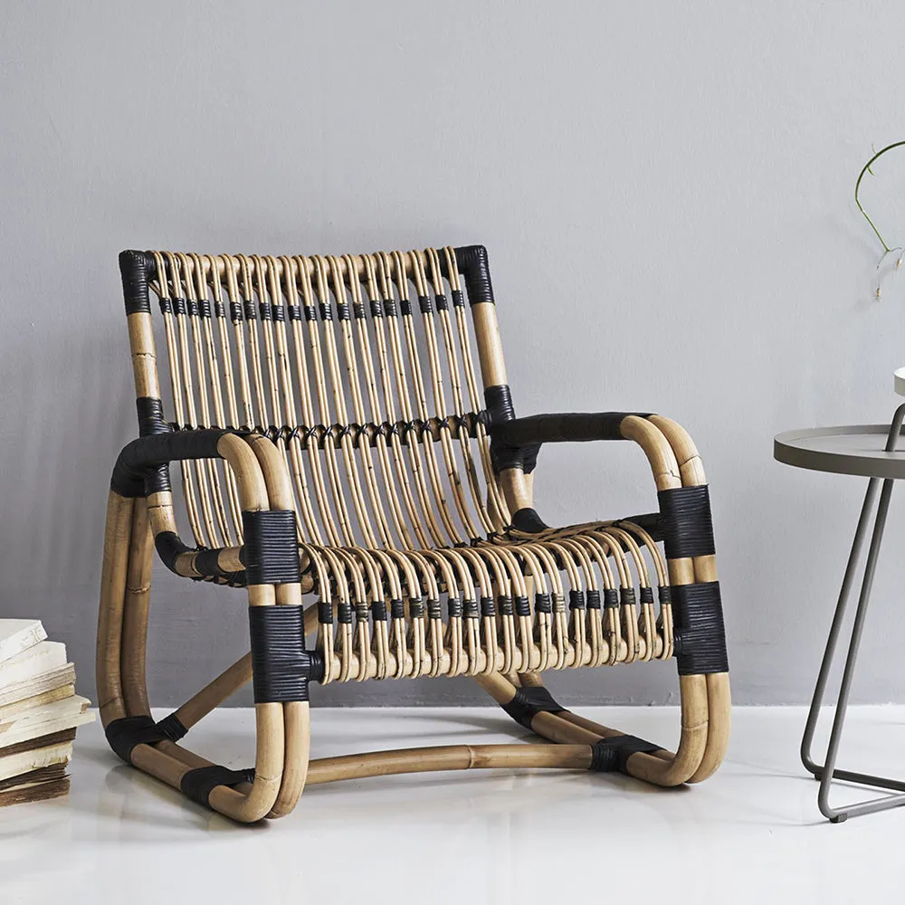 Curve Lounge Chair