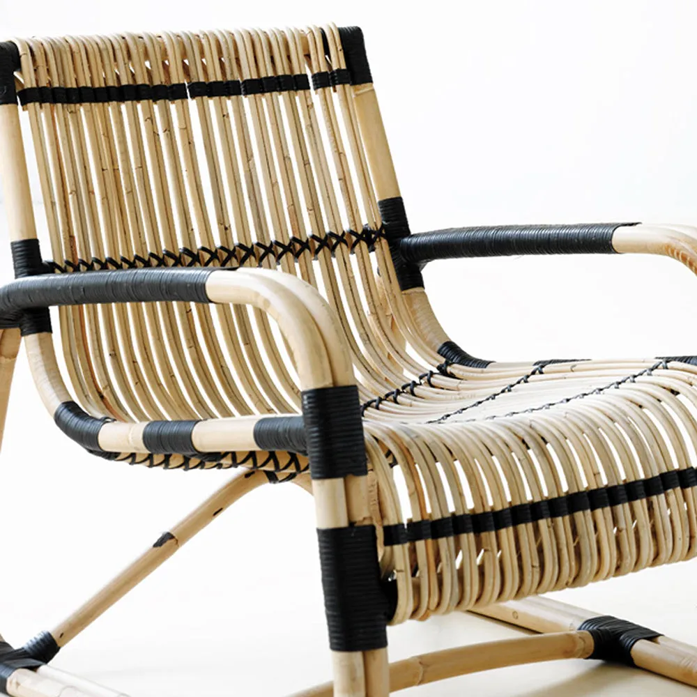 Curve Lounge Chair
