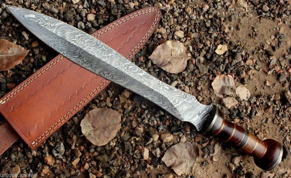 Custom Hand Made Damascus Steel Dolch Gladius Knife/Sword