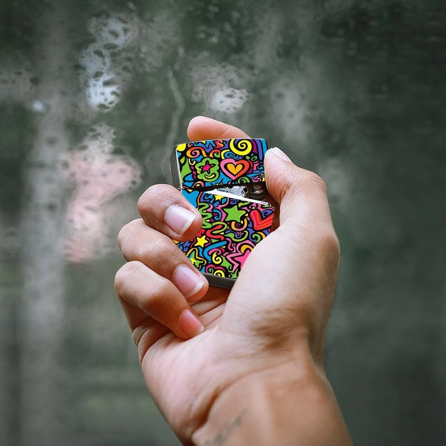 Doodles and Lines Lighter Case Waterproof Lighter Sleeve Lighters Protective Cover with Graffiti Design