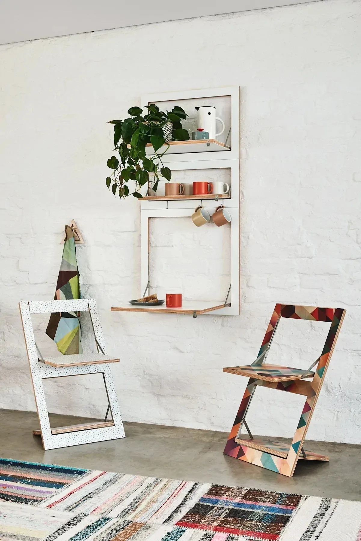 Fläpps Folding Chair – Messerblumen (on Birch)