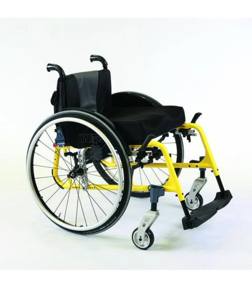 Invacare Action 5 Folding Frame Wheelchair