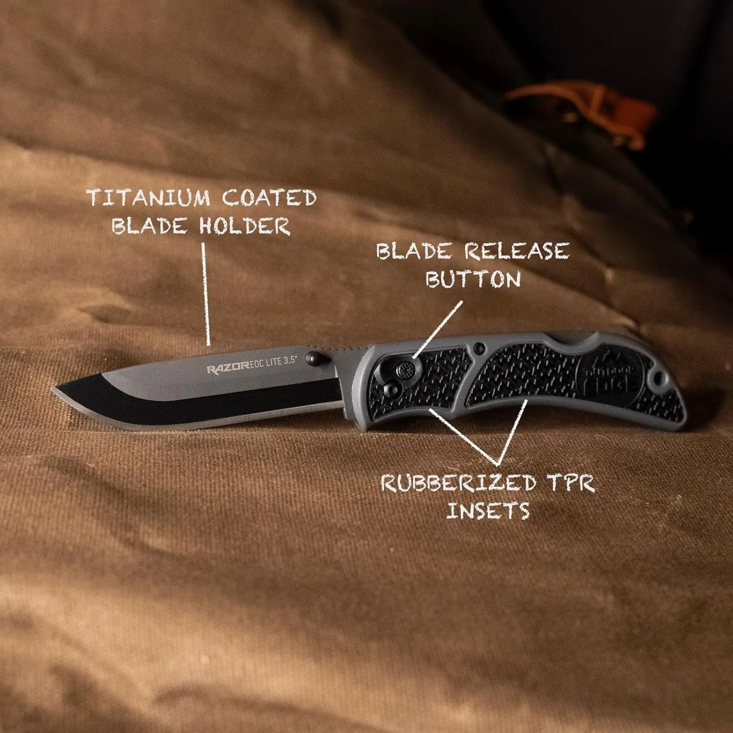 OUTDOOR EDGE 3.5" RazorLite EDC Pocket Knife (Obsidian Black), with Replaceable Blades and Clip, Perfect Carry Knive for Camping, Hunting and Survival, Includes 12 Black Steel Drop Point Blades