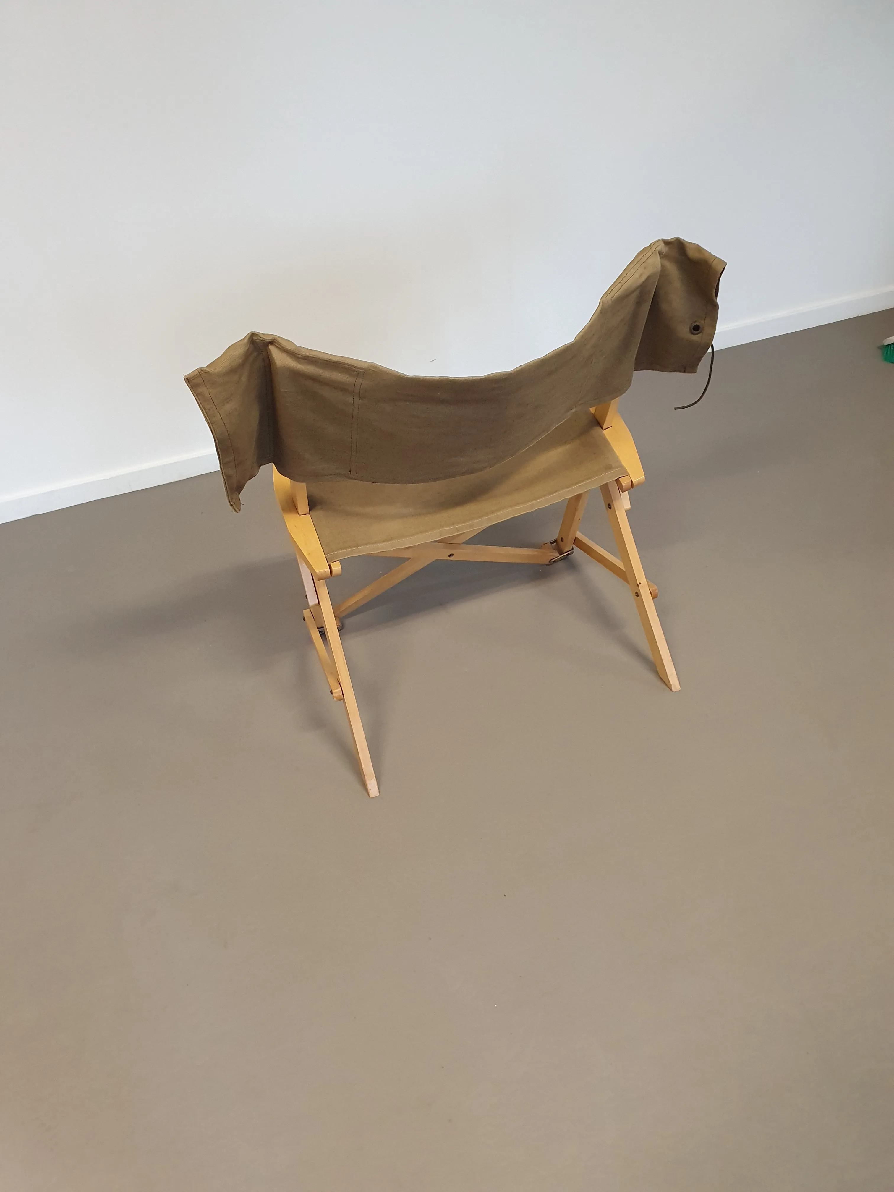 Praia folding chair. For Gavina 1968. Height 75 / wide 57 / depth 44 / seat height 40 cm