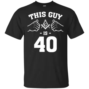 This Mason Guy is 40 Years Old Freemason Square & Compass Symbol
