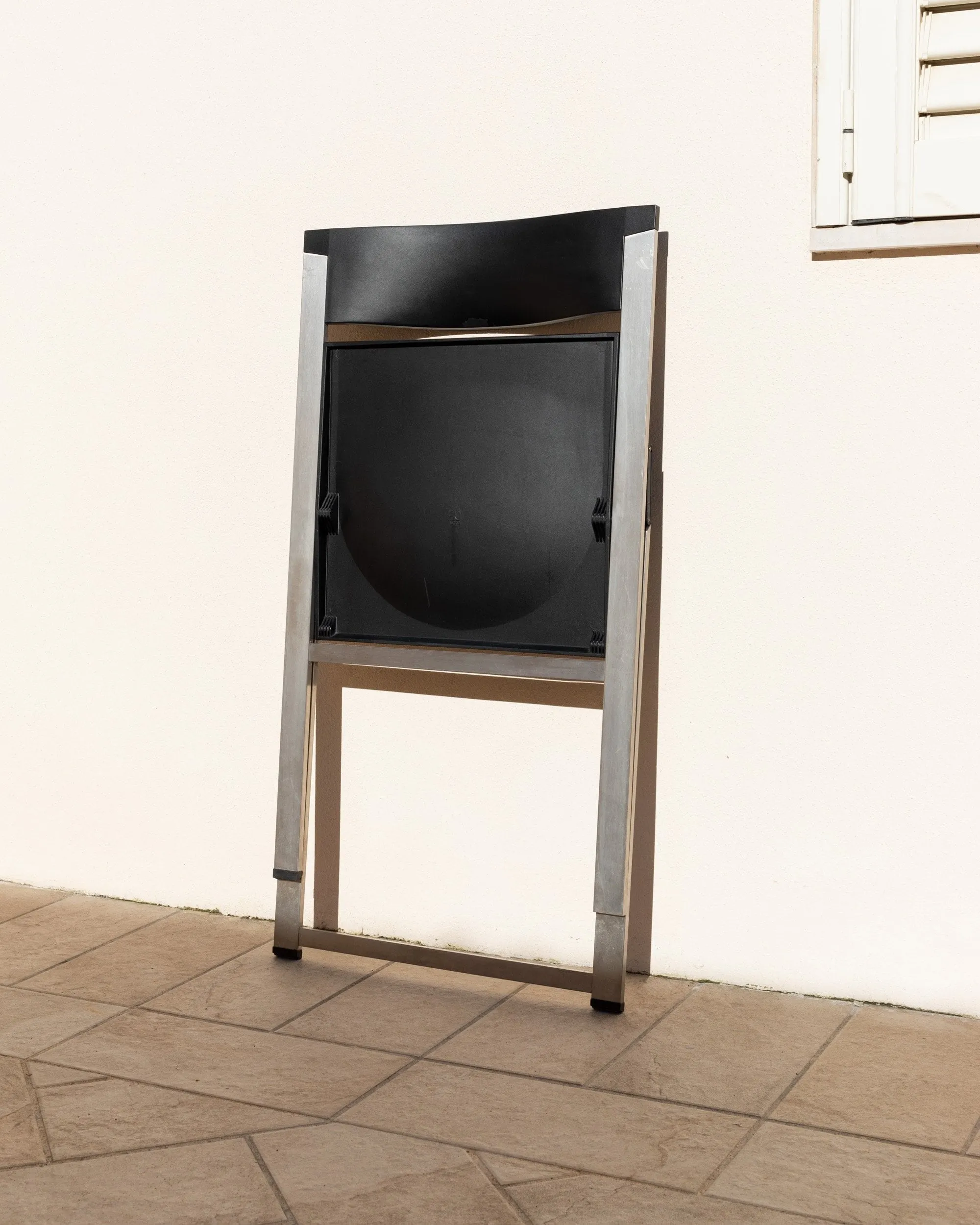 Vintage Klappstuhl P08 von Justus Kolberg für Tecno Schwarz, Stahl, Kunststoff