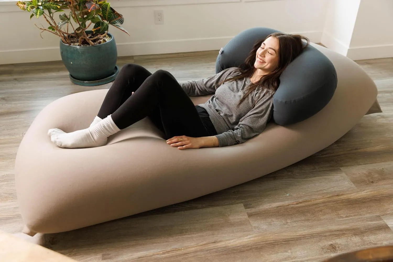 Yogibo Luxe Max 6 Foot Giant Bean Bag Chair Bed Lounger for Adults, Kids and Teens with Filling, Extra Large, Oversized, Big, Huge, Plush, Sensory Beanbag Couch Sofa Sack, Washable Cover, Gray